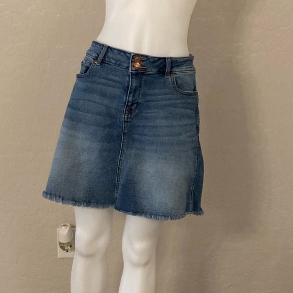 Maurices Raw Hem Denim Jean Skirt Size 12